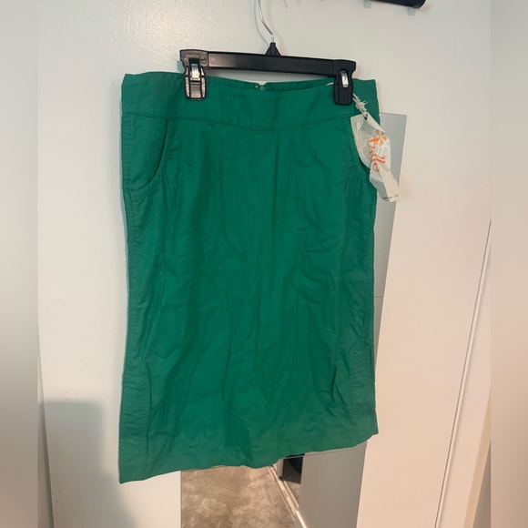 Tulle New Girl style Emerald Pencil Skirt pockets kick pleat from Modcloth M NWT - Picture 4 of 6